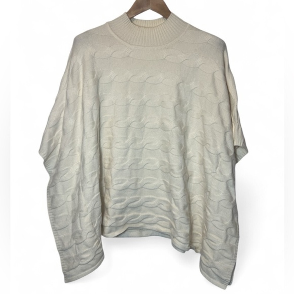 Cyrus Women L Cream Luxuriously Soft Pullover Cable Knit Mock Poncho‎ Sweater